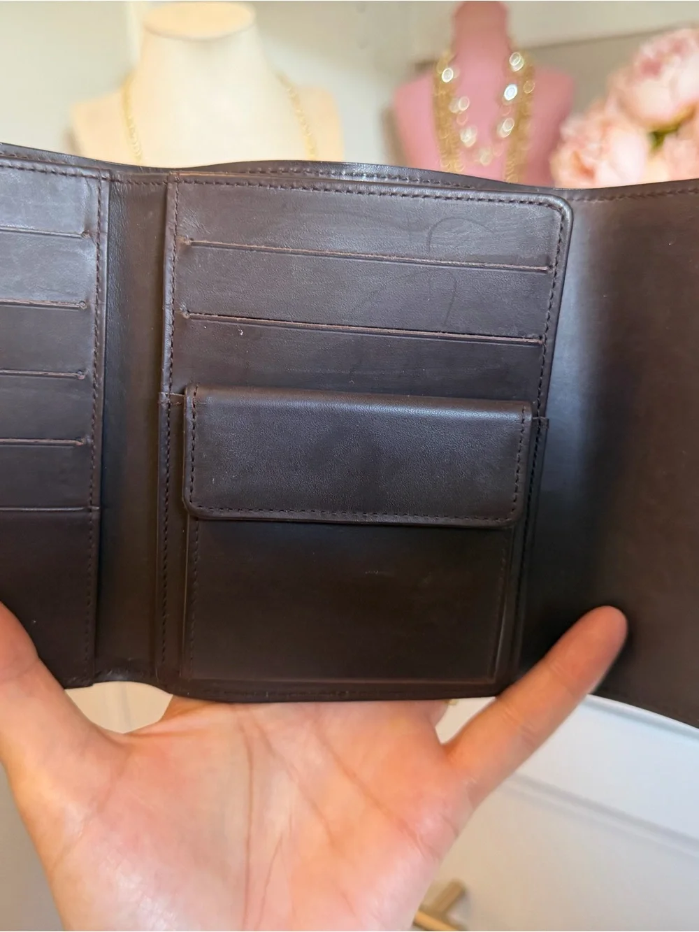 Louis Vuitton Dark Brown Men’s Unisex Epi  Leather Fold Wallet
